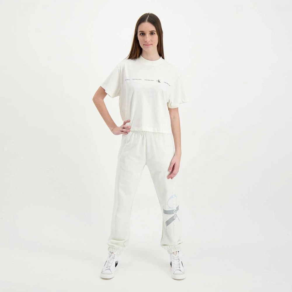 CALVIN KLEIN JEANS T-SHIRT CROP REPEAT LOGO DONNA Bianco 8 CALVIN KLEIN JEANS T-SHIRT CROP REPEAT LOGO DONNA Bianco - immagine 6