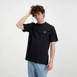 DICKIES T-SHIRT MOUNT VISTA Nero 10 DICKIES T-SHIRT MOUNT VISTA Nero -Offerta Economica Novità dickies dk0a4xoublk t shirt mount vista street style uomo 044706201 blk 5