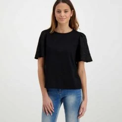 EMME MARELLA T-SHIRT MANICA SANGALLO PANAMA DONNA Nero 8 EMME MARELLA T-SHIRT MANICA SANGALLO PANAMA DONNA Nero -Offerta Economica Novità emme marella panama t shirt manica sangallo panama donna casual donna 044644001 004 2