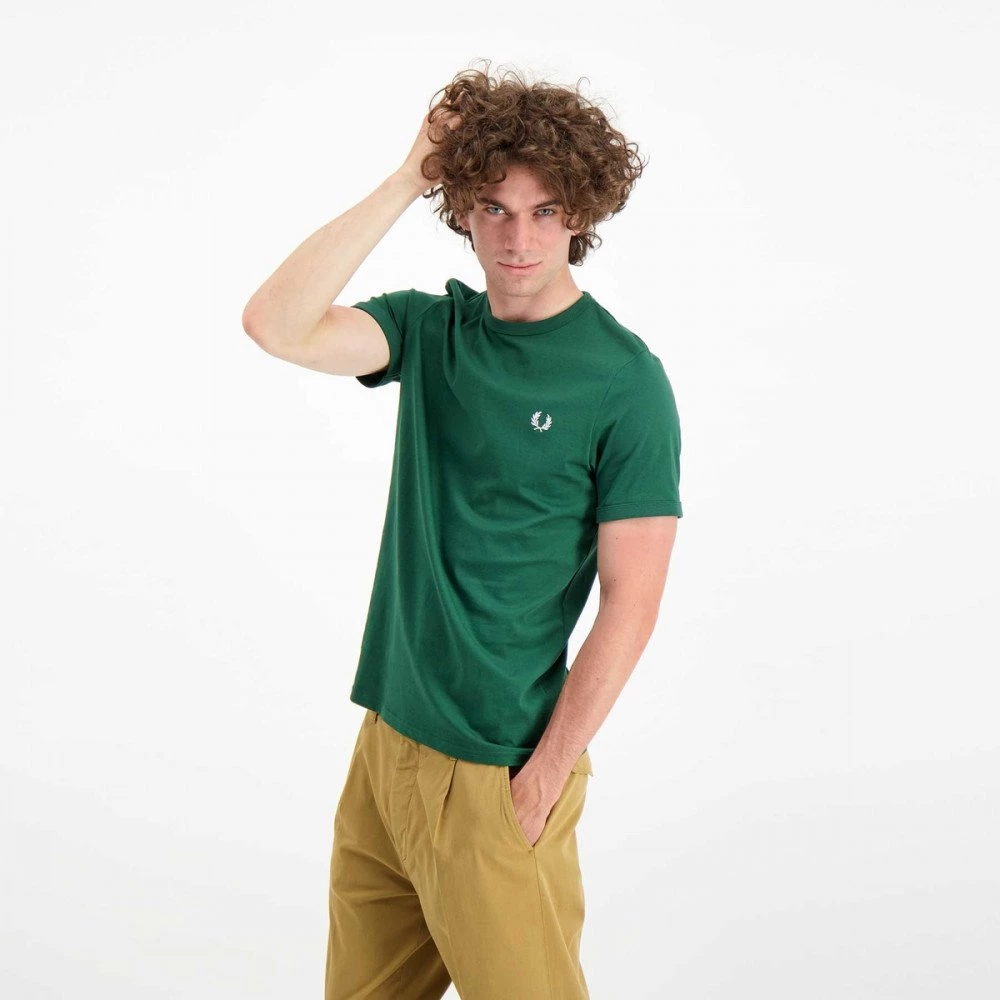 FRED PERRY T-SHIRT BASIC RINGER Verde 6 FRED PERRY T-SHIRT BASIC RINGER Verde - immagine 4