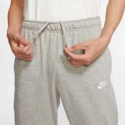NIKE PANTALONI CLUB JOGGER Grigio -Offerta Economica Novità nike bv2679 pantaloni club jogger sport style uomo 040986001 063 5