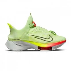NIKE AIR ZOOM TEMPO NEXT% FLYEASE