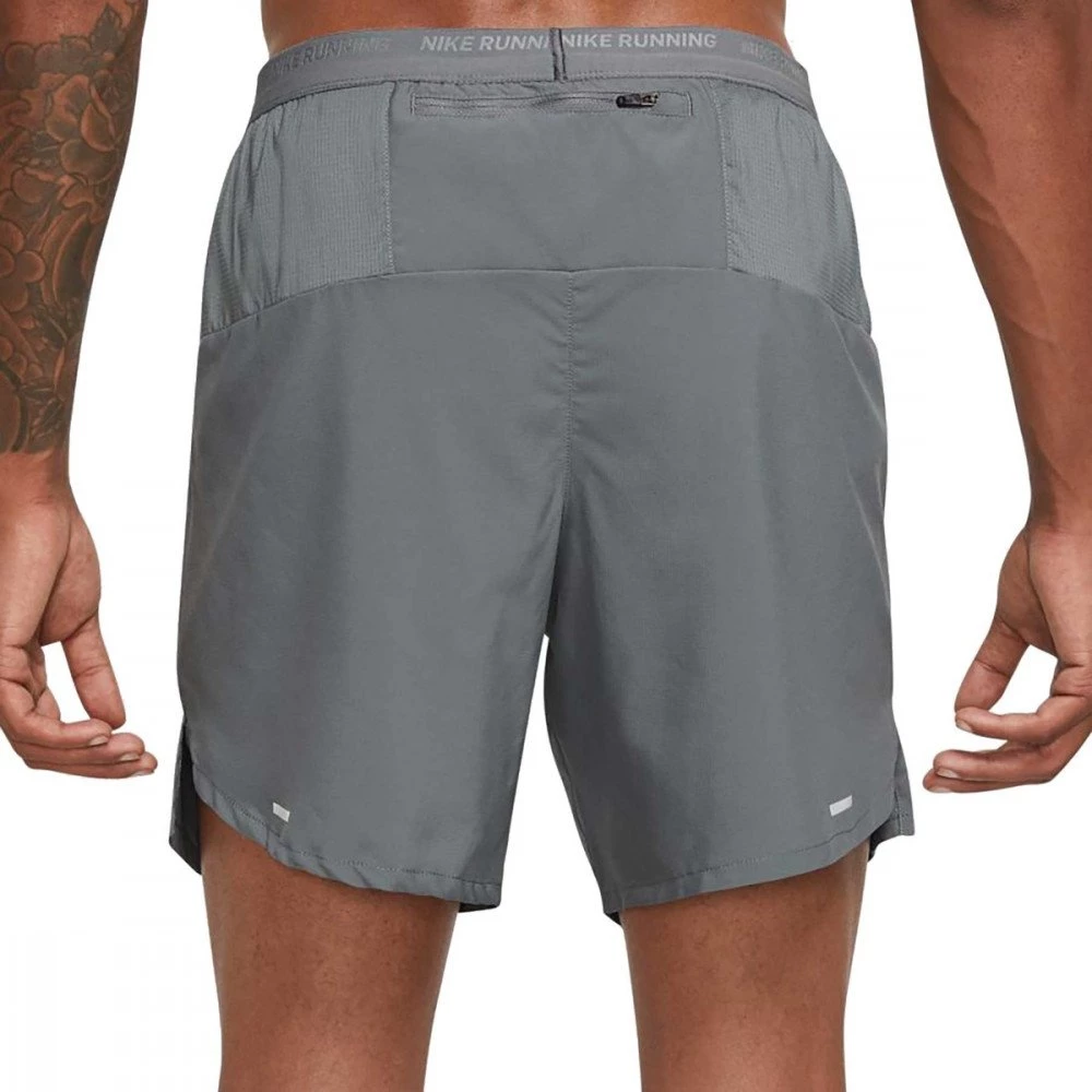 NIKE SHORT STRIDE DRI-FIT 7IN Grigio 4 NIKE SHORT STRIDE DRI-FIT 7IN Grigio - immagine 2