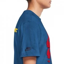 NIKE T-SHIRT ESSENTIAL FUTURA Blu 7 NIKE T-SHIRT ESSENTIAL FUTURA Blu -Offerta Economica Novità nike dm6377 t shirt essential futura sport style uomo 045005701 407 3