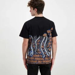 T-SHIRT OCTOPUS BRICKS Nero -Offerta Economica Novità octopus 22sots21 t shirt octopus bricks street style uomo 044744501 black 4