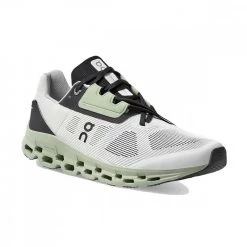 ON CLOUDSTRATUS Bianco -Offerta Economica Novità on 39m cloudstratus scarpe running uomo 044357901 whbk 2