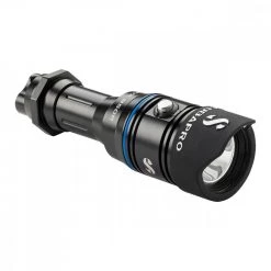 SCUBAPRO NOVA 850 R CON BATTERIE E CARICABATTERIE