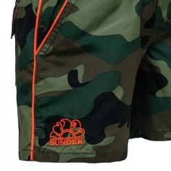 SUNDEK BOXER CON ELASTICO E PIPING CAMO BAMBINO Verde -Offerta Economica Novità sundek b700bdp0153 boxer con elastico e piping camo bambino mare bambino 044788401 50153 3