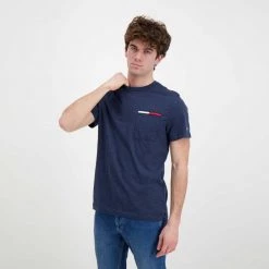 TOMMY JEANS T-SHIRT ESSENTIAL TASCHINO Blu -Offerta Economica Novità tommy jeans dm0dm13063 t shirt essential flag pocket casual uomo 045111401 c87 4